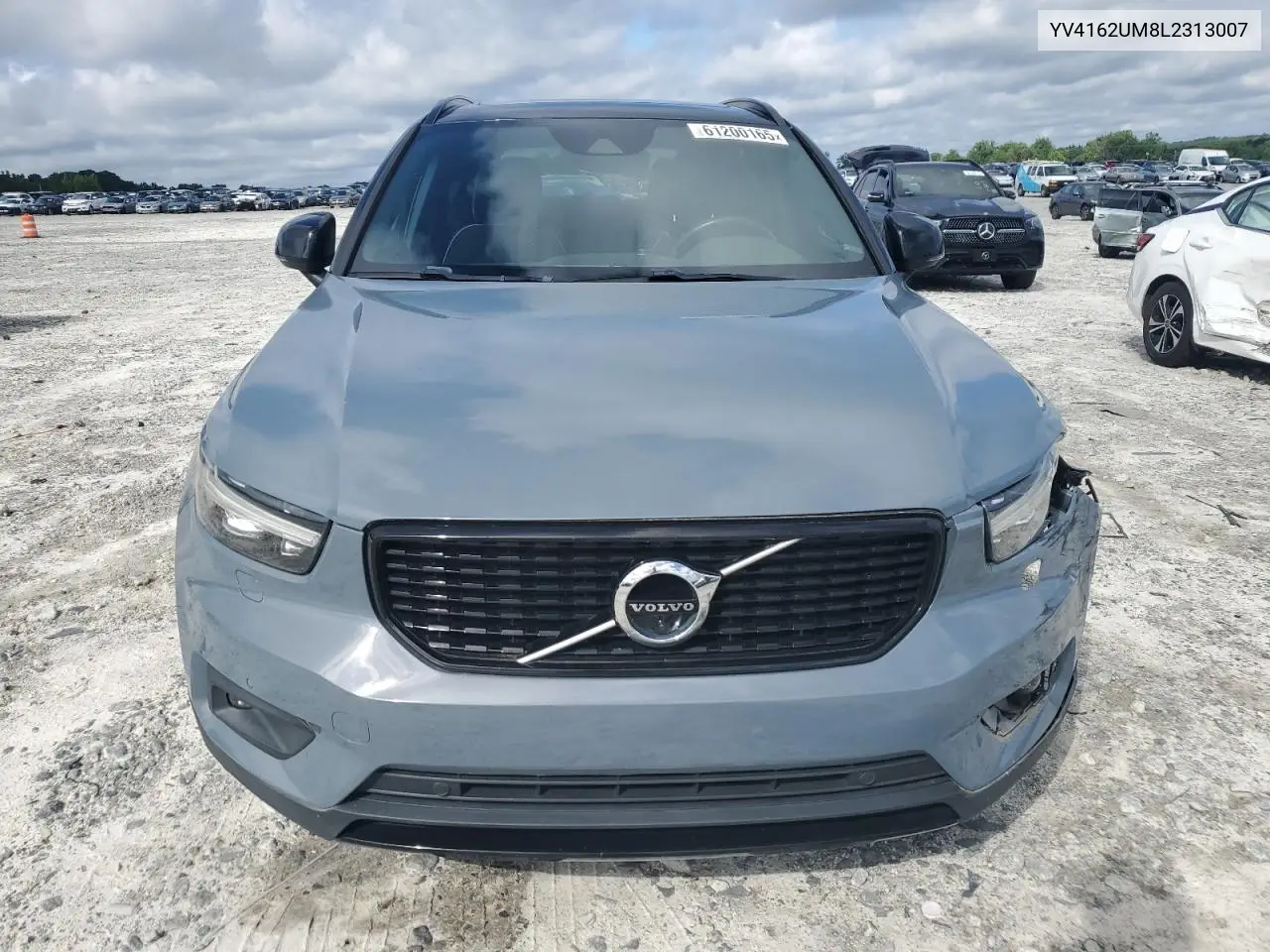 2020 Volvo Xc40 T5 R-Design VIN: YV4162UM8L2313007 Lot: 61200165