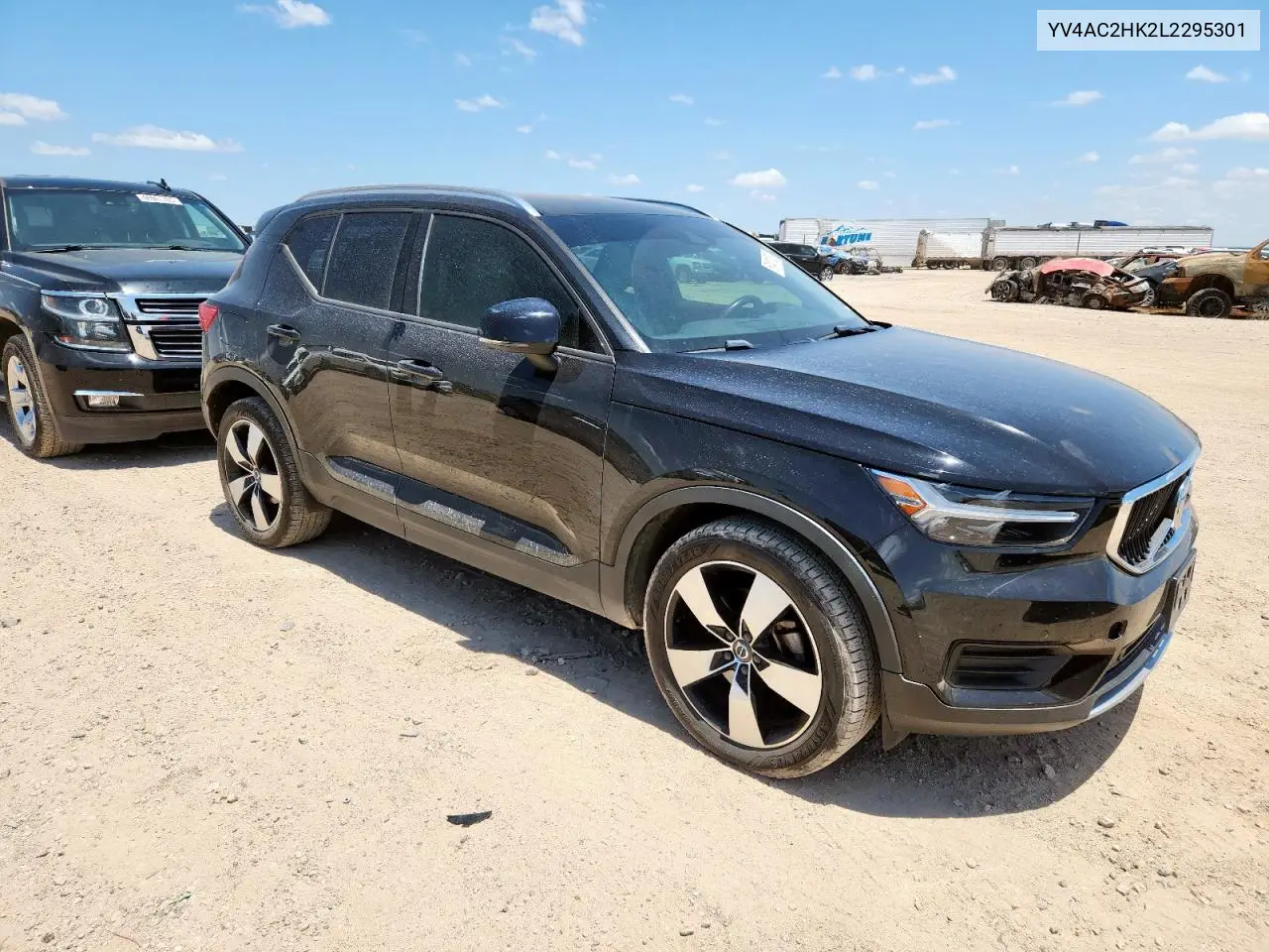 2020 Volvo Xc40 T4 Momentum VIN: YV4AC2HK2L2295301 Lot: 61411355