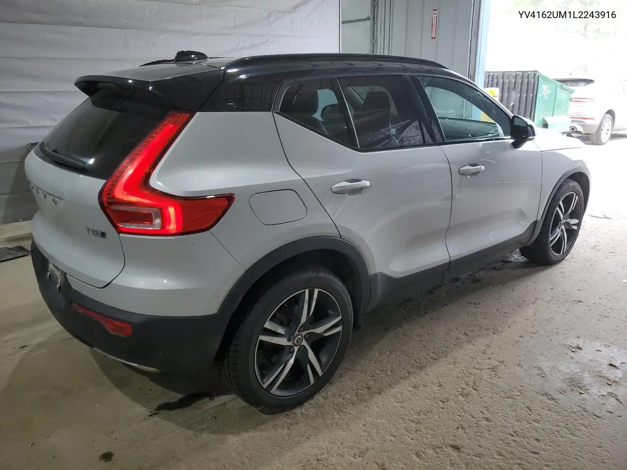 2020 Volvo Xc40 T5 R-Design VIN: YV4162UM1L2243916 Lot: 63404785