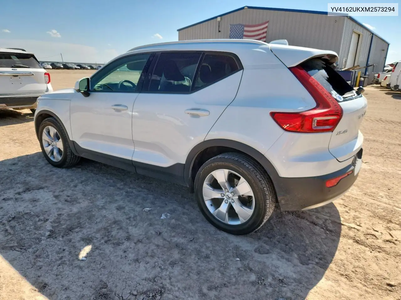 2021 Volvo Xc40 T5 Momentum VIN: YV4162UKXM2573294 Lot: 60966175