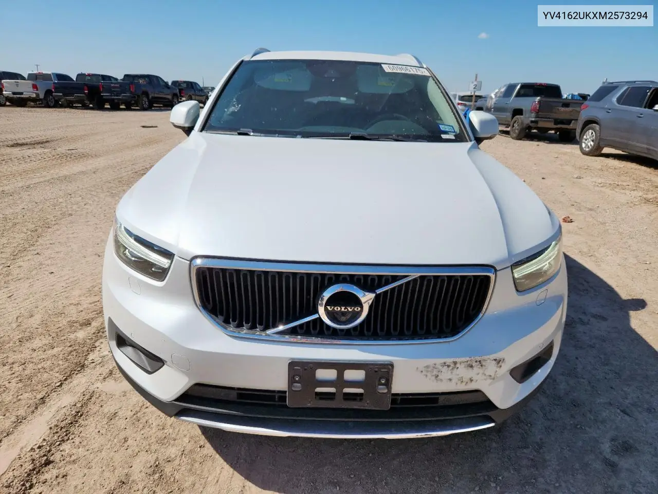 2021 Volvo Xc40 T5 Momentum VIN: YV4162UKXM2573294 Lot: 60966175