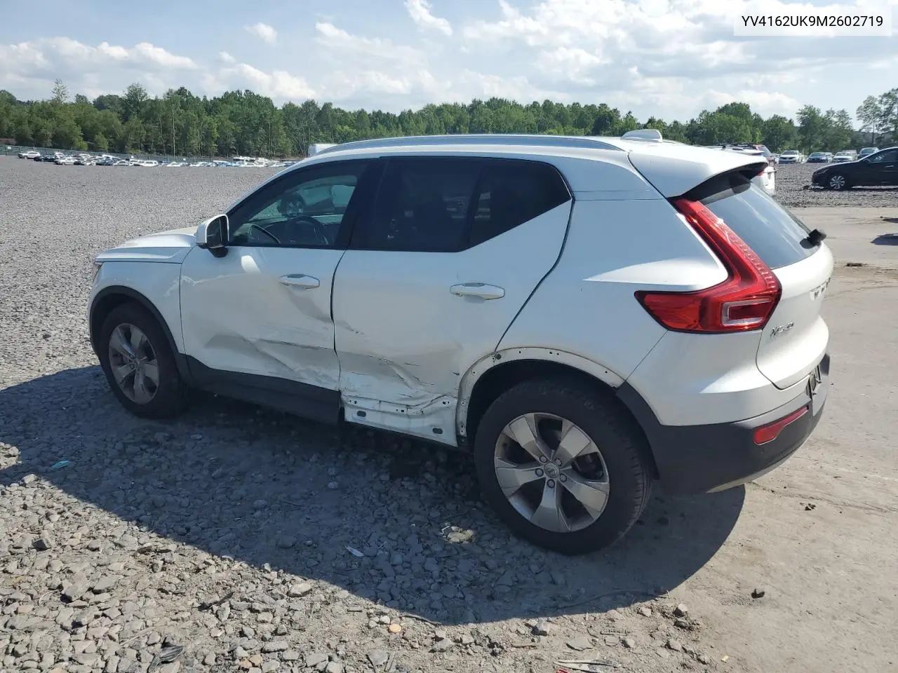 2021 Volvo Xc40 T5 Momentum VIN: YV4162UK9M2602719 Lot: 61892265