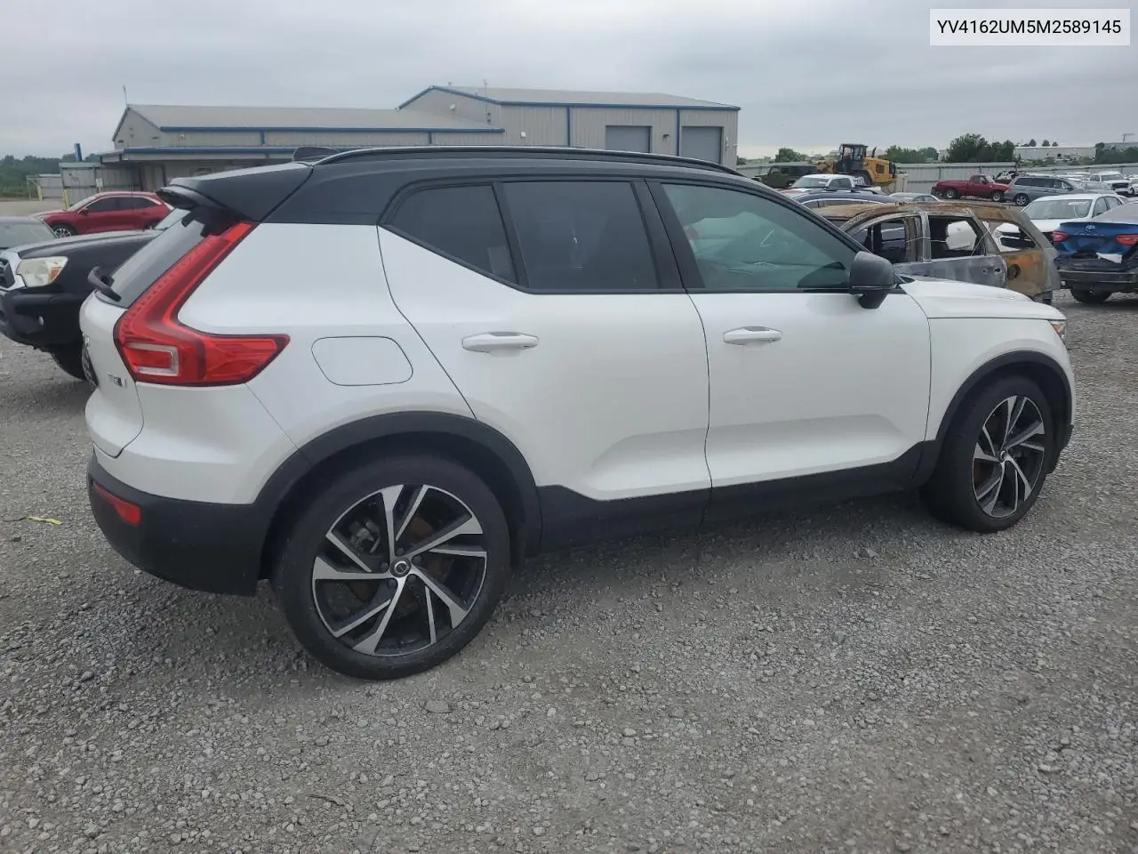 2021 Volvo Xc40 T5 R-Design VIN: YV4162UM5M2589145 Lot: 62146005