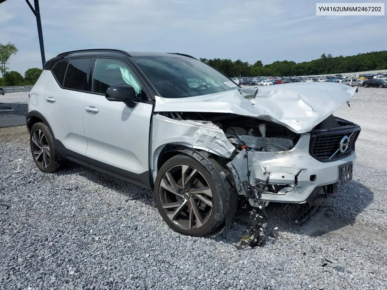 2021 Volvo Xc40 T5 R-Design VIN: YV4162UM6M2467202 Lot: 62382365