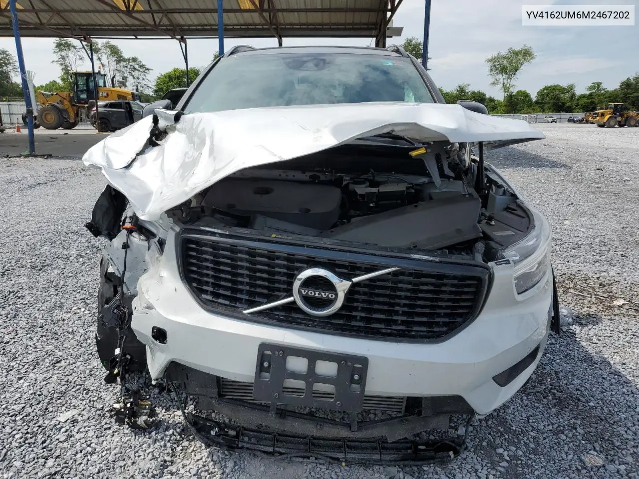 2021 Volvo Xc40 T5 R-Design VIN: YV4162UM6M2467202 Lot: 62382365