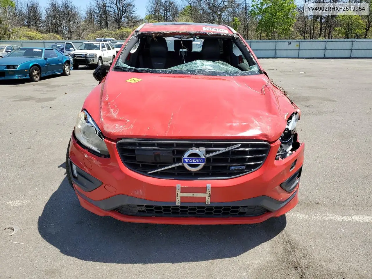 2015 Volvo Xc60 T6 R-Design Platinum VIN: YV4902RHXF2619954 Lot: 56196155