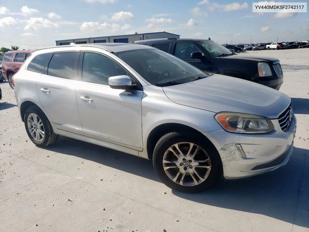 2015 Volvo Xc60 T5 Premier VIN: YV440MDK5F2742117 Lot: 62502245