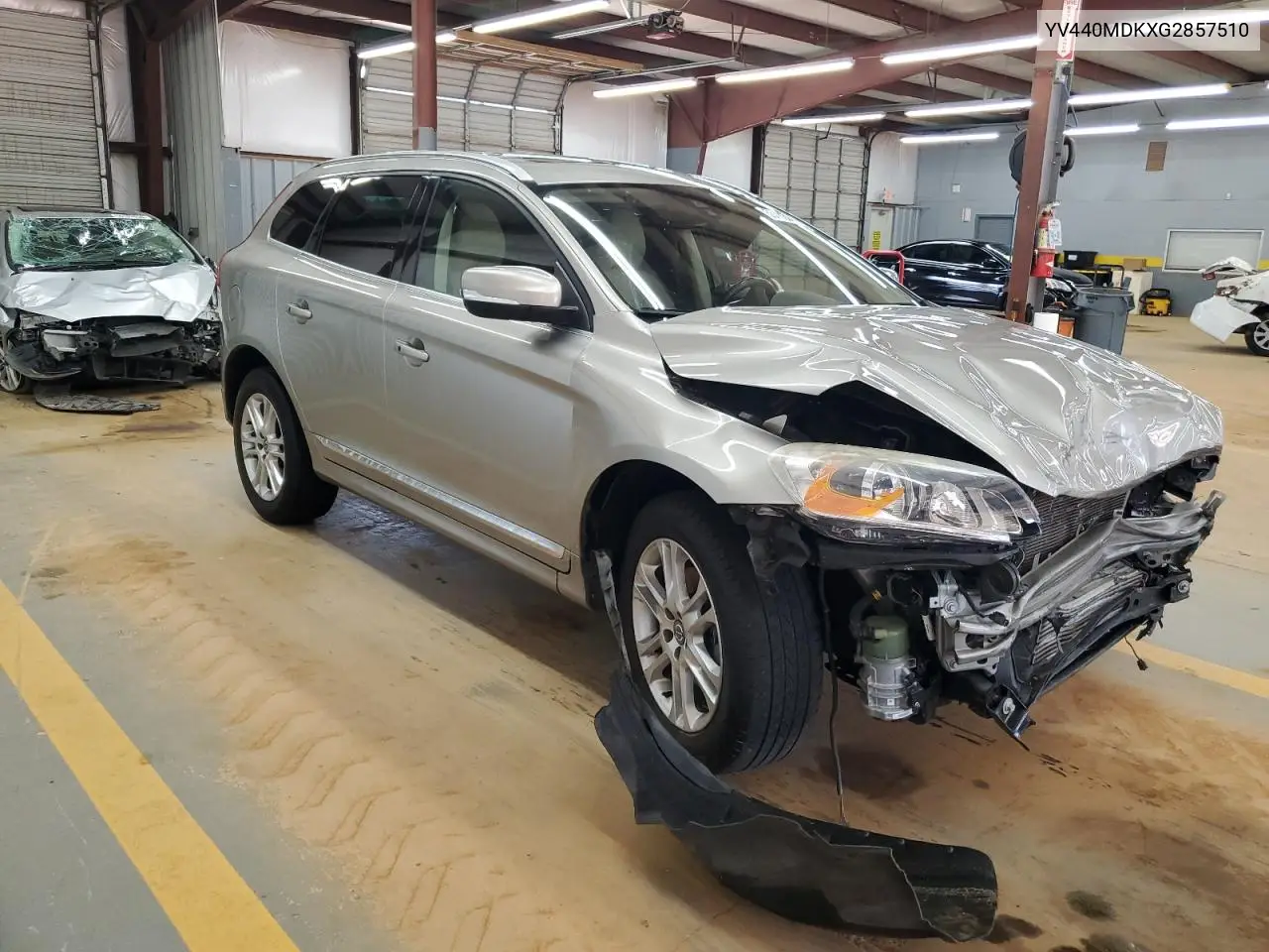 2016 Volvo Xc60 T5 Premier VIN: YV440MDKXG2857510 Lot: 56482855