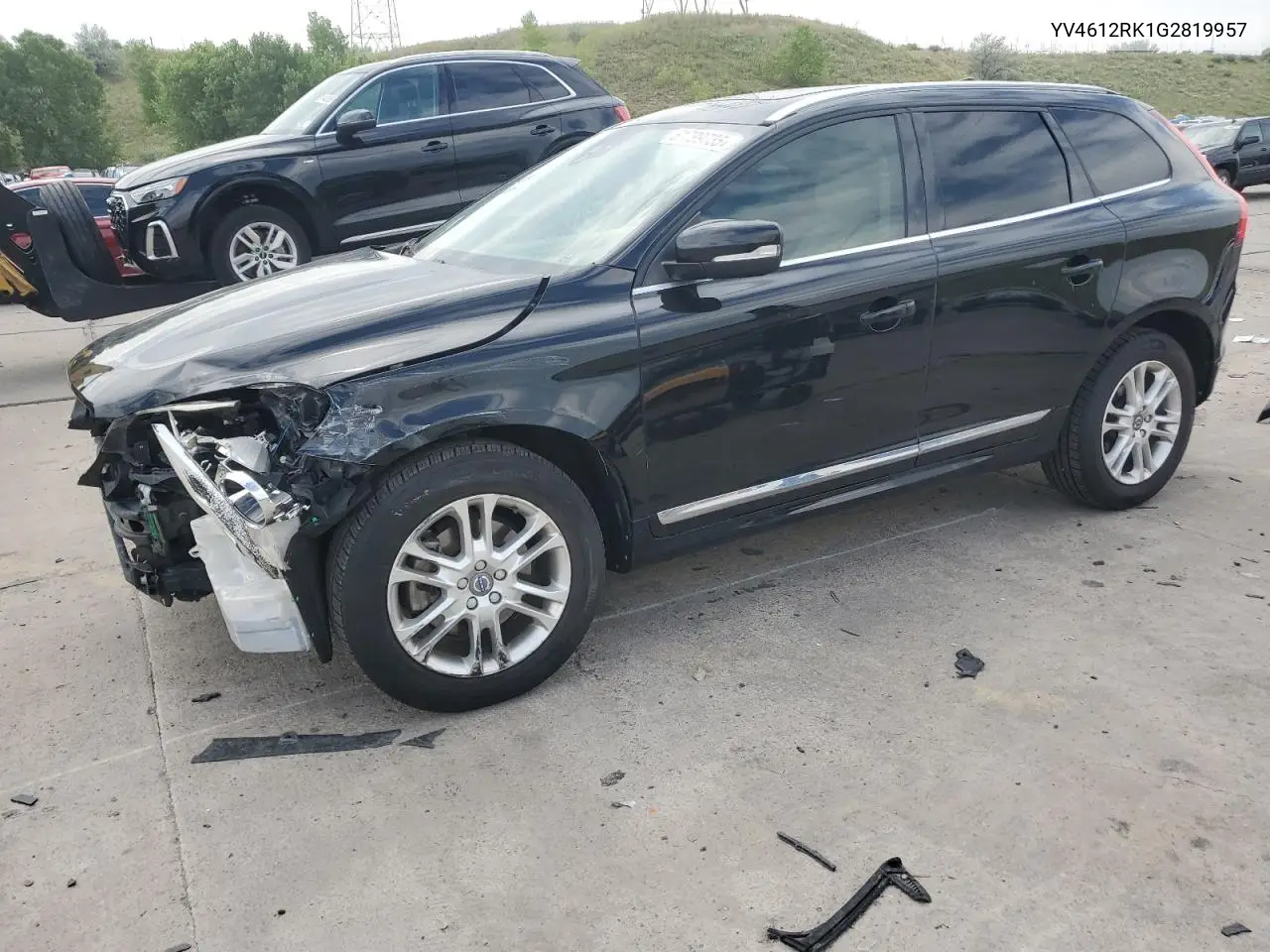 2016 Volvo Xc60 T5 Premier VIN: YV4612RK1G2819957 Lot: 61799735