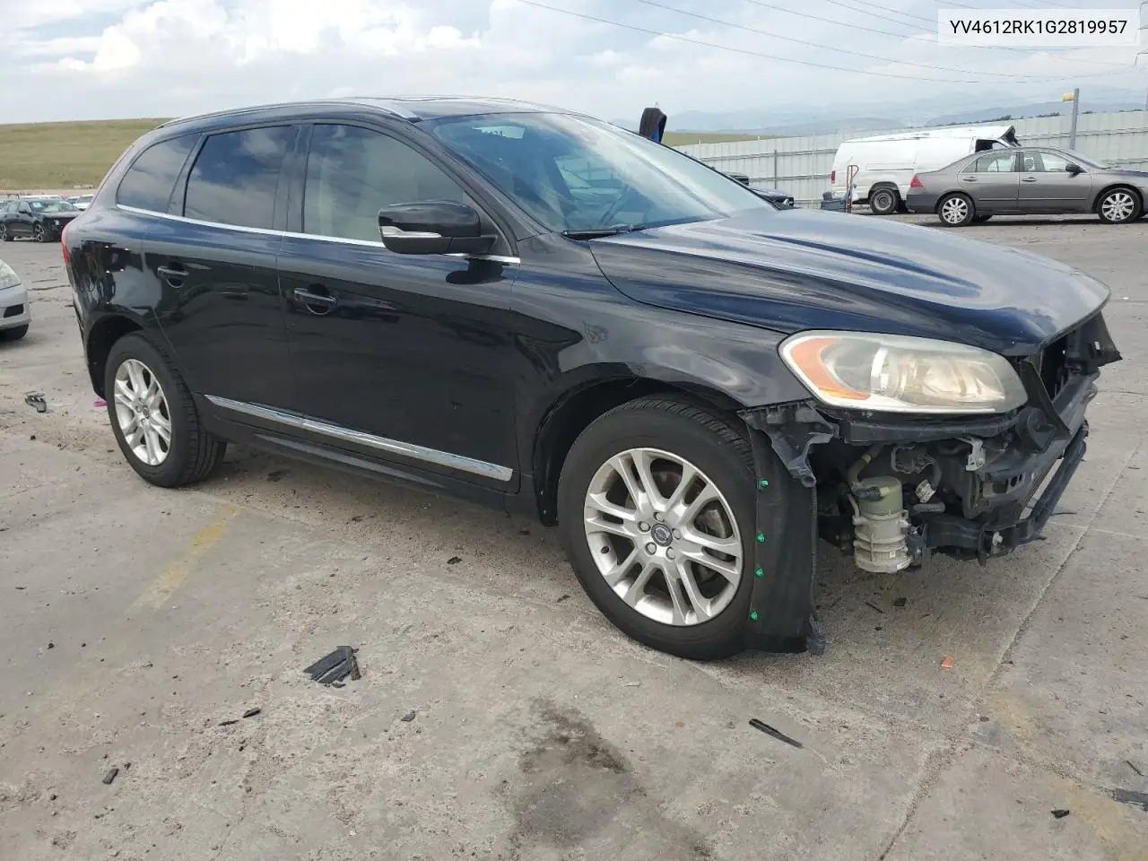 2016 Volvo Xc60 T5 Premier VIN: YV4612RK1G2819957 Lot: 61799735