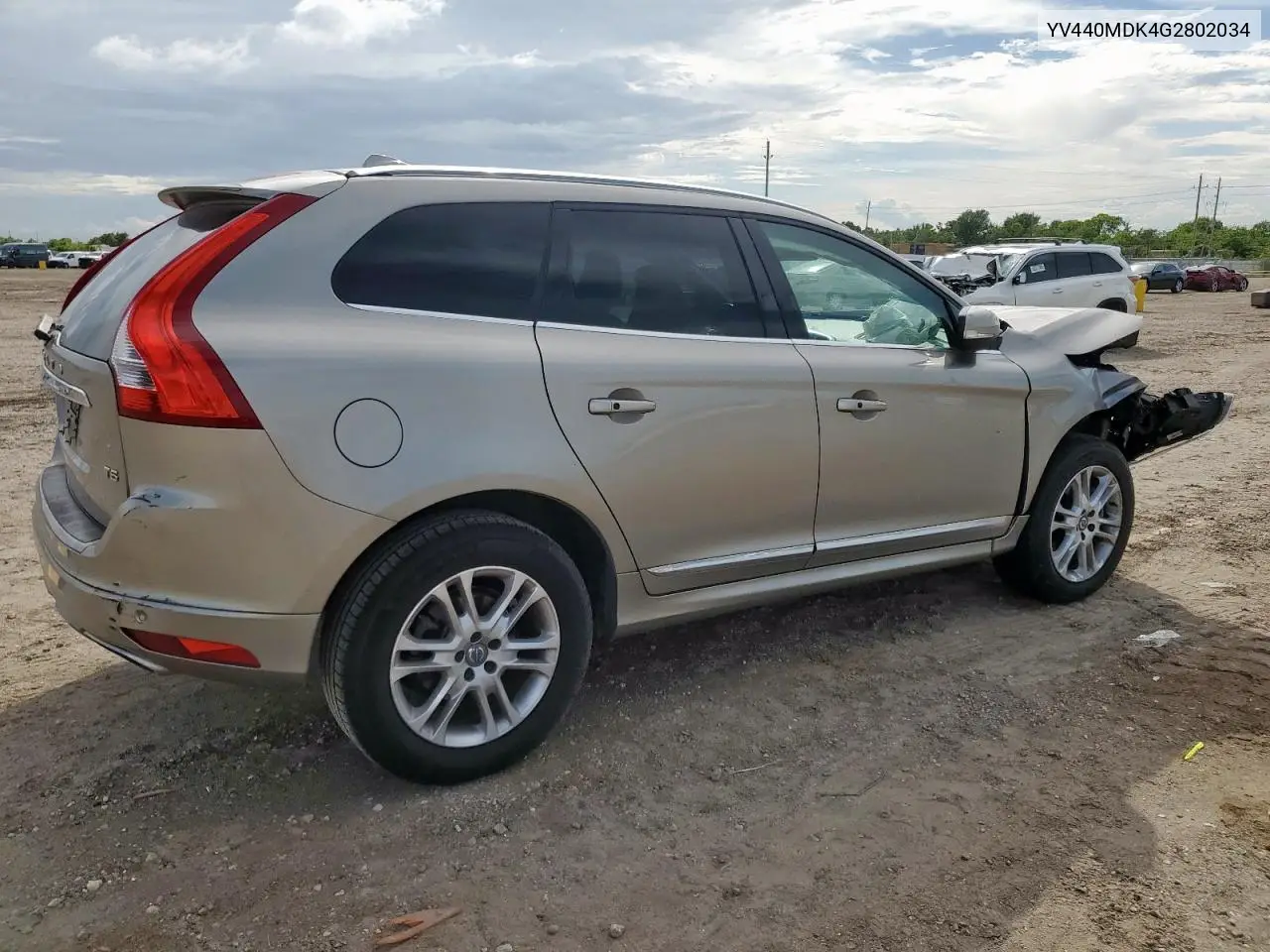 2016 Volvo Xc60 T5 Premier VIN: YV440MDK4G2802034 Lot: 62601895