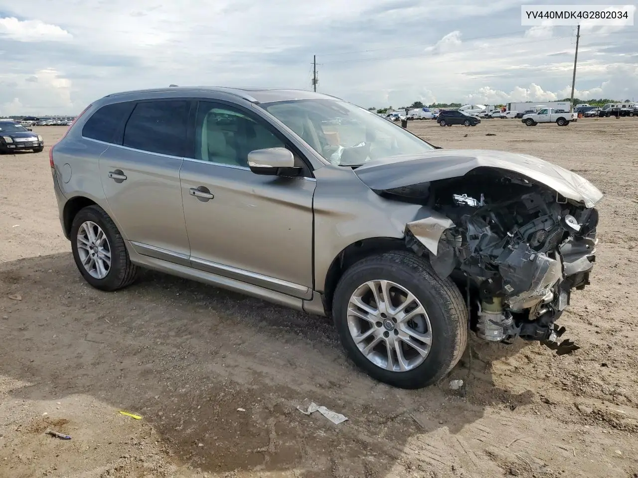 2016 Volvo Xc60 T5 Premier VIN: YV440MDK4G2802034 Lot: 62601895