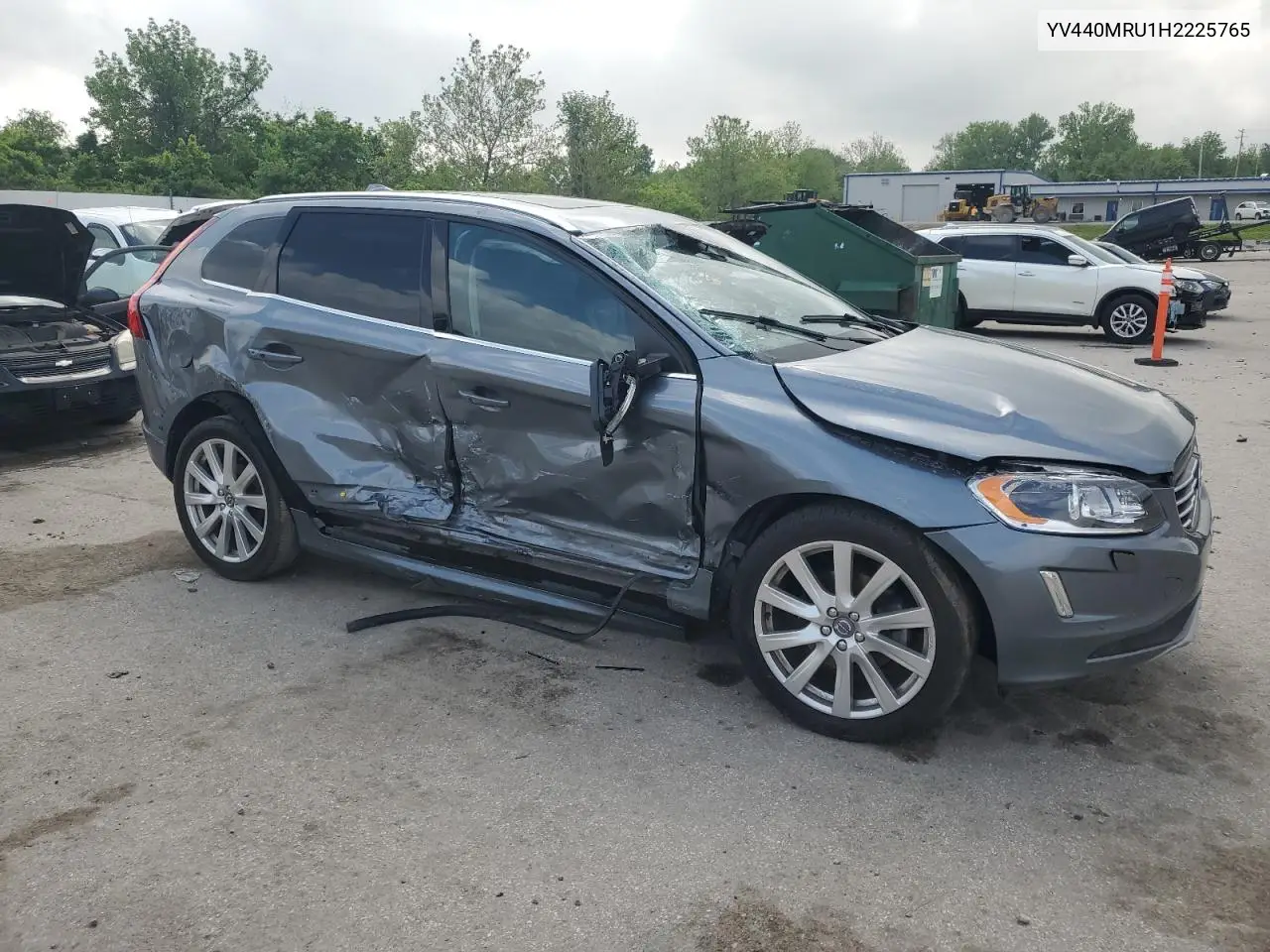 2017 Volvo Xc60 T5 Inscription VIN: YV440MRU1H2225765 Lot: 56750335