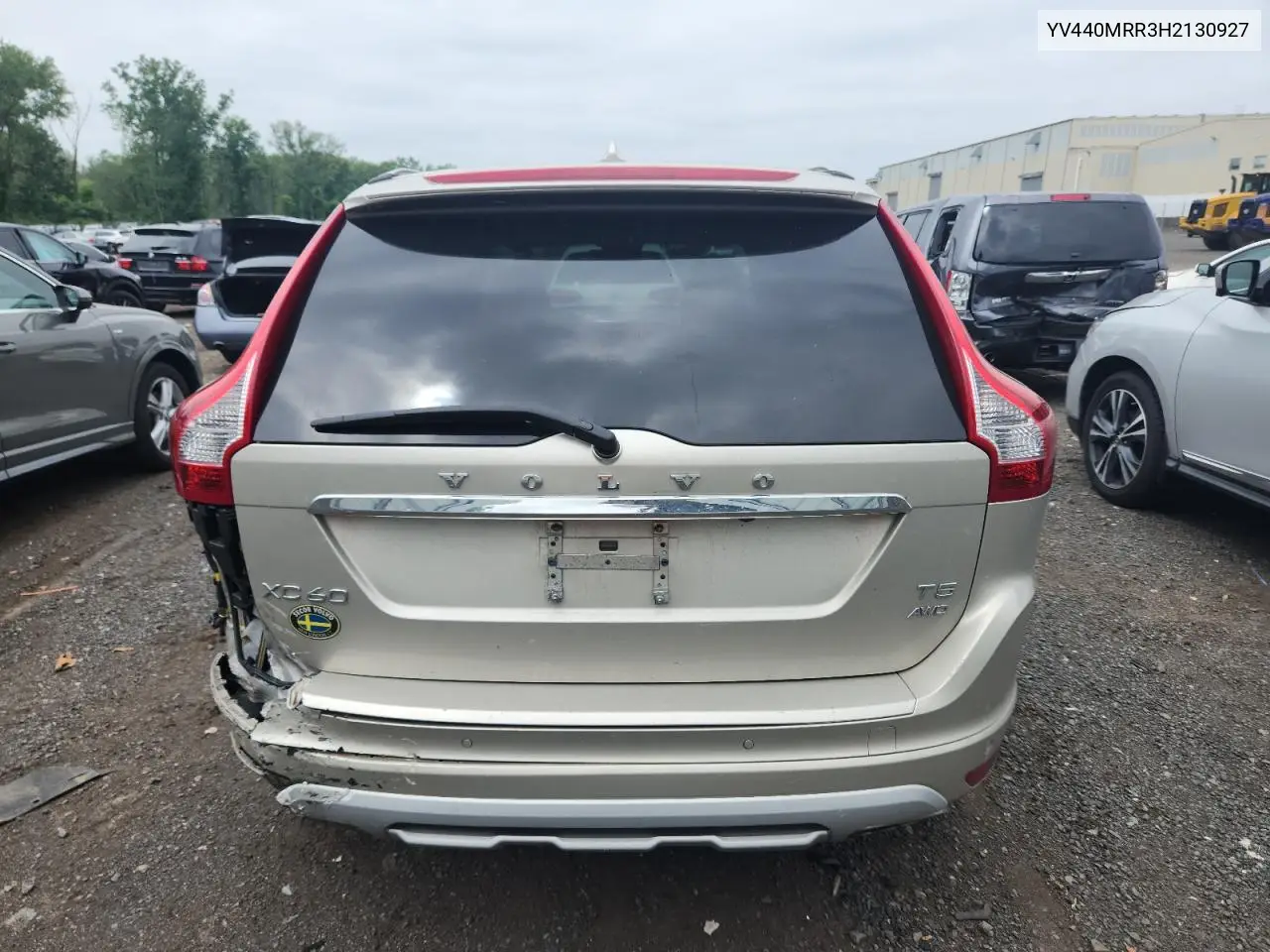 2017 Volvo Xc60 T5 Dynamic VIN: YV440MRR3H2130927 Lot: 64567905