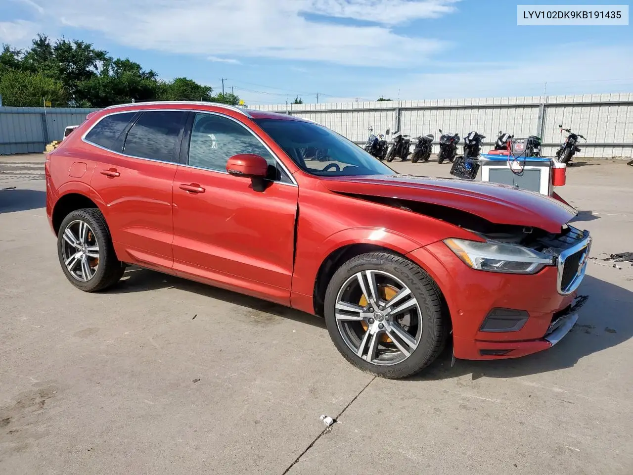 2019 Volvo Xc60 T5 Momentum VIN: LYV102DK9KB191435 Lot: 60084485