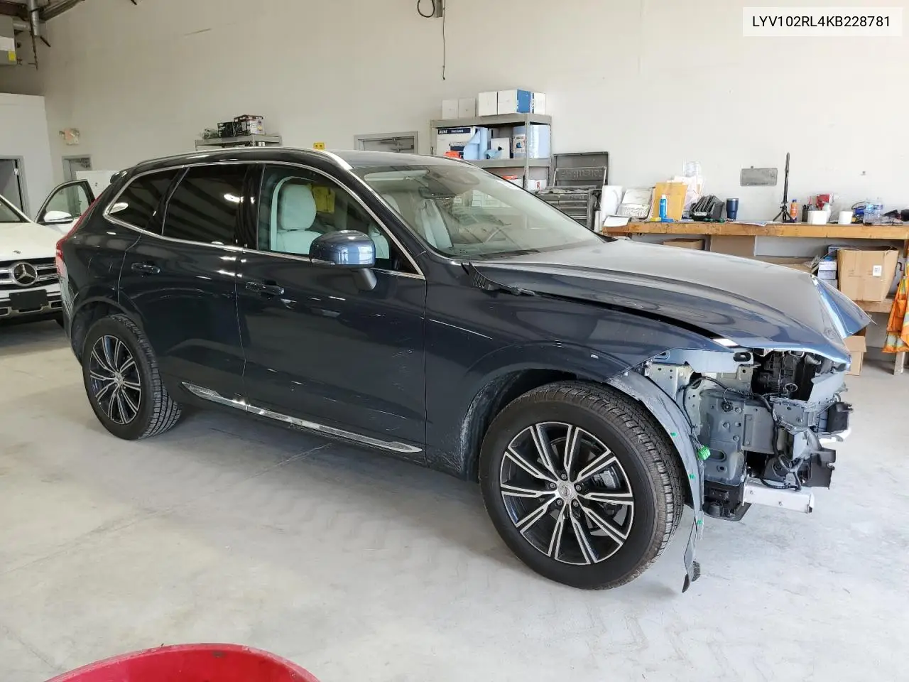 2019 Volvo Xc60 T5 Inscription VIN: LYV102RL4KB228781 Lot: 62161715