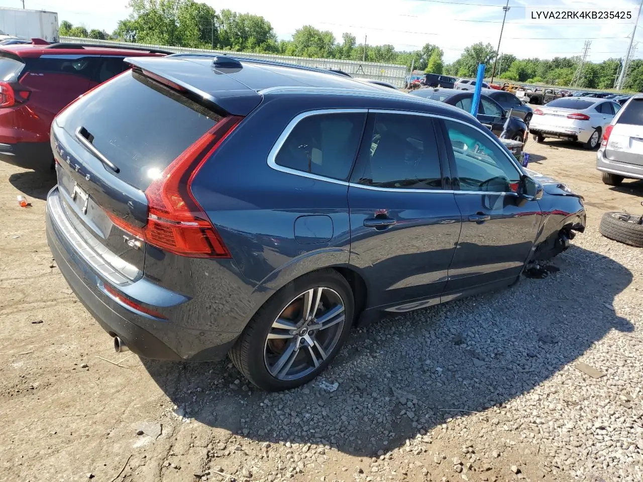 2019 Volvo Xc60 T6 Momentum VIN: LYVA22RK4KB235425 Lot: 62744055