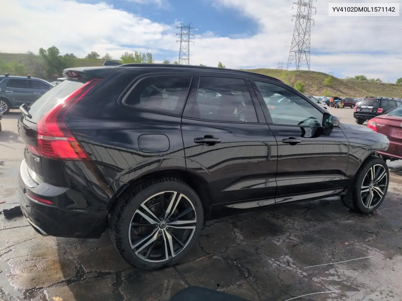 2020 Volvo Xc60 T5 R-Design VIN: YV4102DM0L1571142 Lot: 56313545