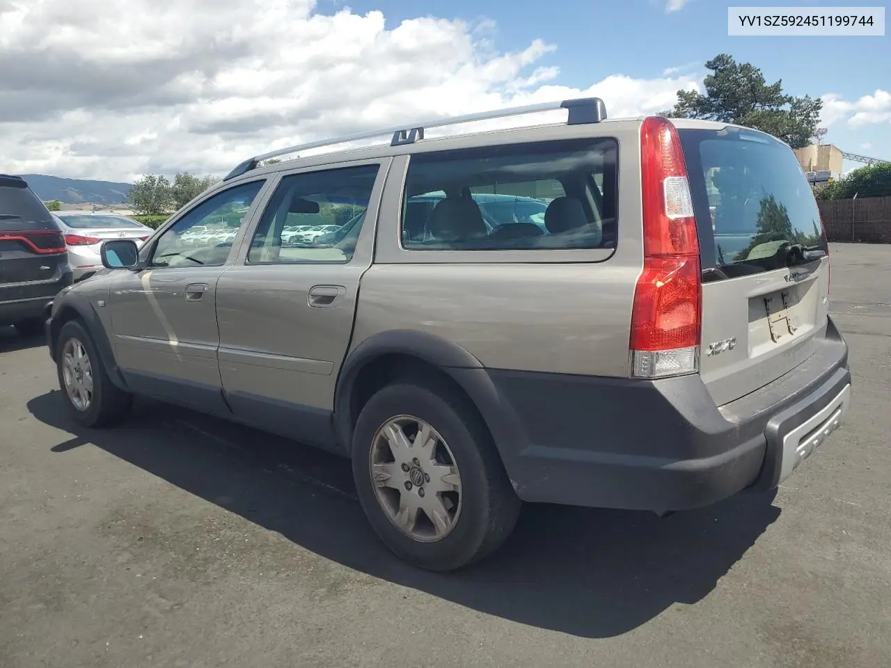 2005 Volvo Xc70 VIN: YV1SZ592451199744 Lot: 56257095