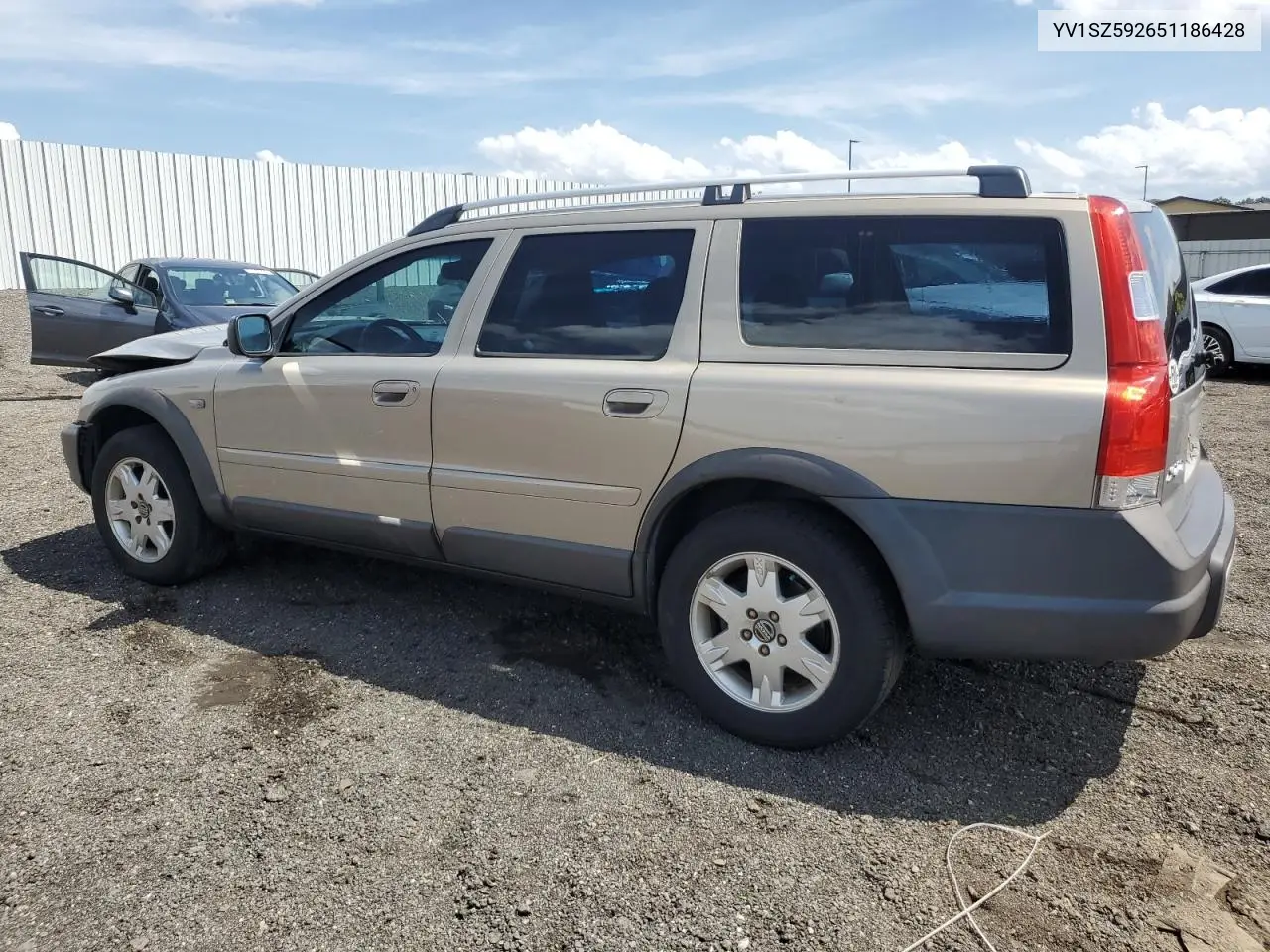 2005 Volvo Xc70 VIN: YV1SZ592651186428 Lot: 61731635