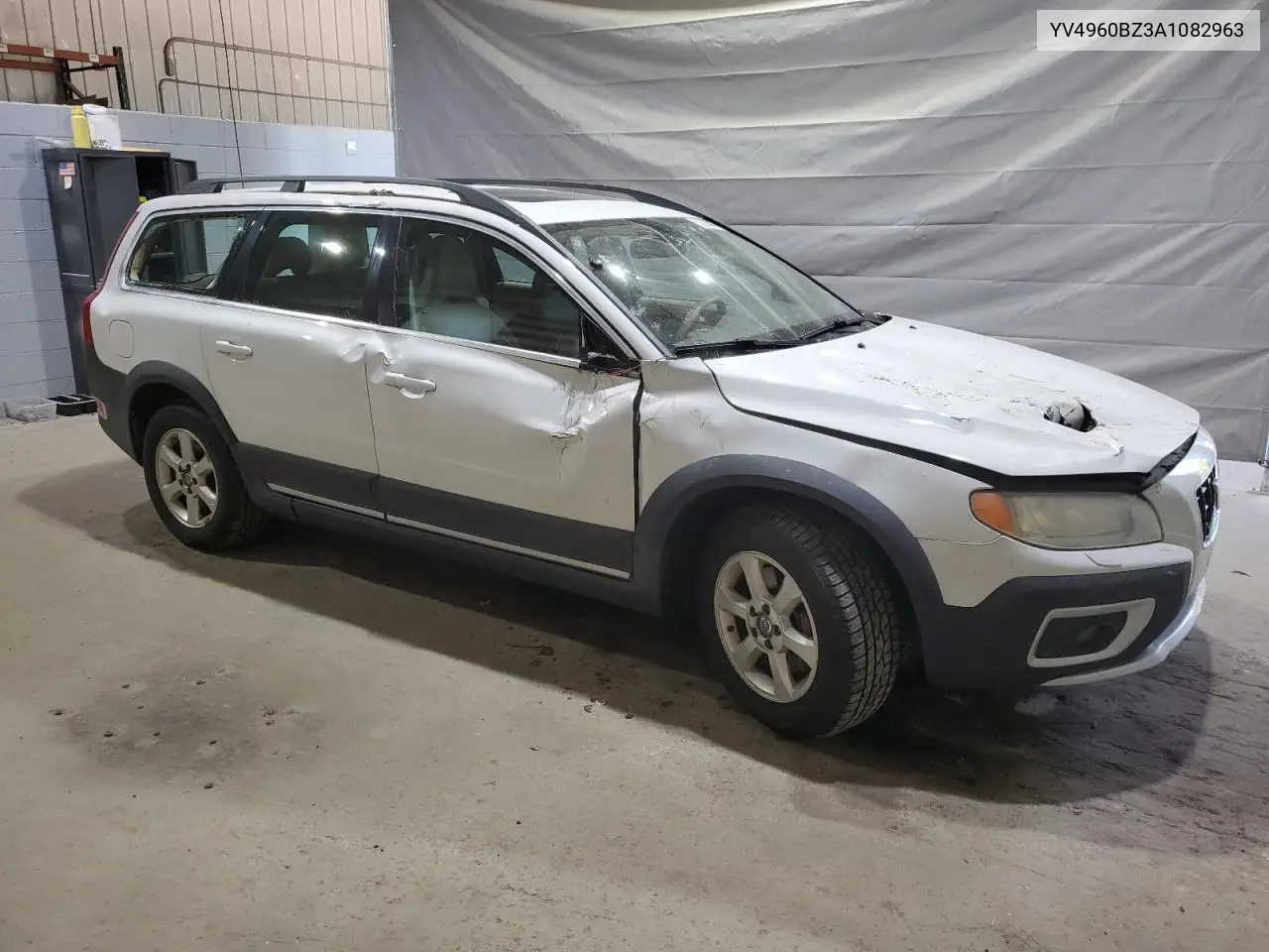 2010 Volvo Xc70 3.2 VIN: YV4960BZ3A1082963 Lot: 62388055