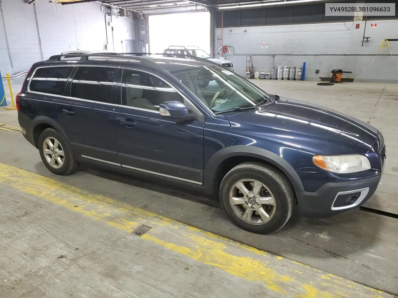 2011 Volvo Xc70 3.2 VIN: YV4952BL3B1096633 Lot: 60301245