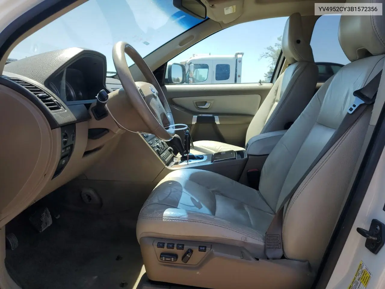 2011 Volvo Xc90 3.2 VIN: YV4952CY3B1572356 Lot: 62717985