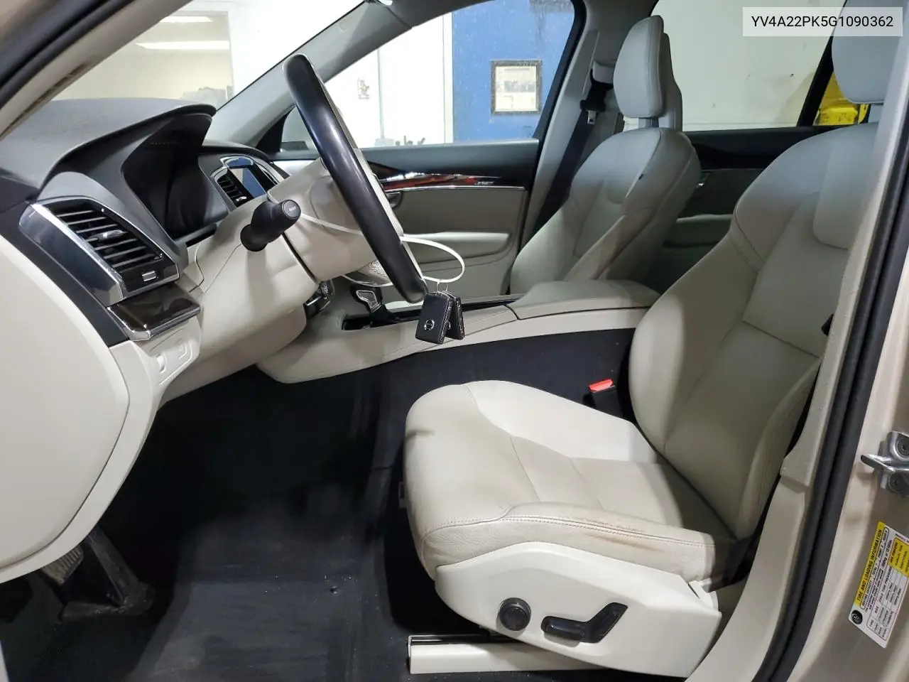 2016 Volvo Xc90 T6 VIN: YV4A22PK5G1090362 Lot: 53103005