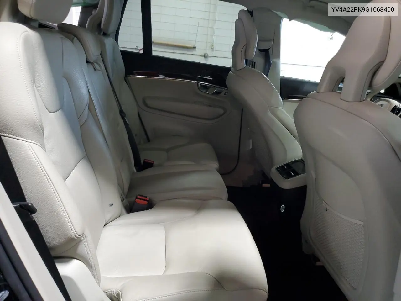 2016 Volvo Xc90 T6 VIN: YV4A22PK9G1068400 Lot: 63014945