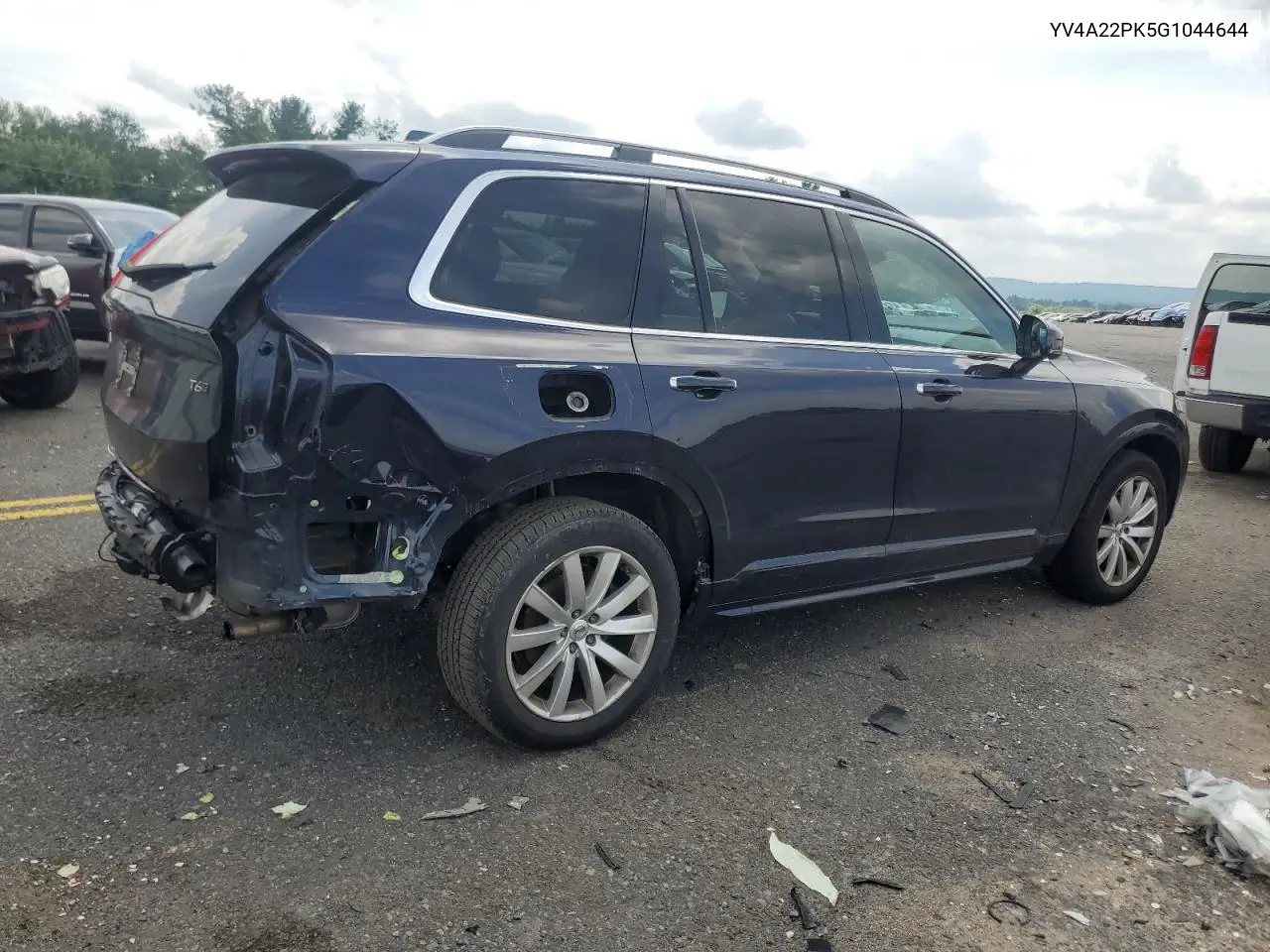 2016 Volvo Xc90 T6 VIN: YV4A22PK5G1044644 Lot: 63432685