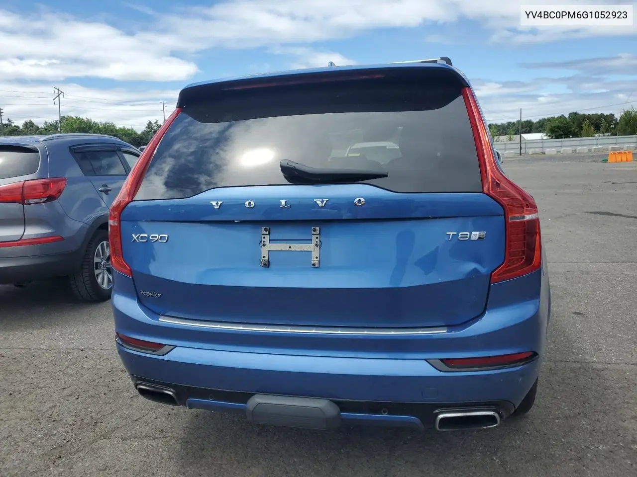2016 Volvo Xc90 T8 VIN: YV4BC0PM6G1052923 Lot: 63866425