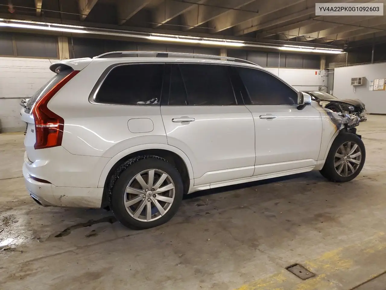 2016 Volvo Xc90 T6 VIN: YV4A22PK0G1092603 Lot: 88548535