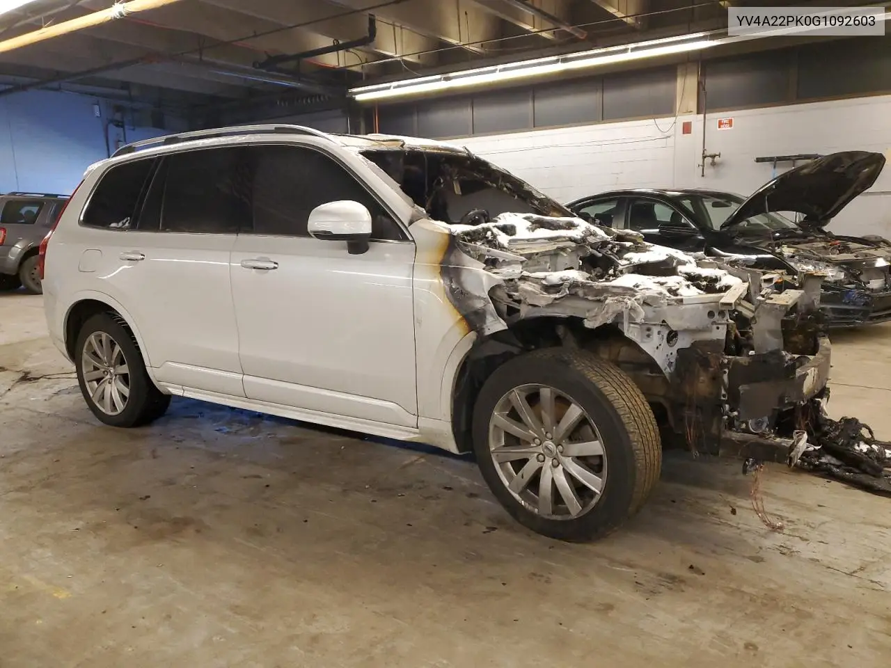 2016 Volvo Xc90 T6 VIN: YV4A22PK0G1092603 Lot: 88548535