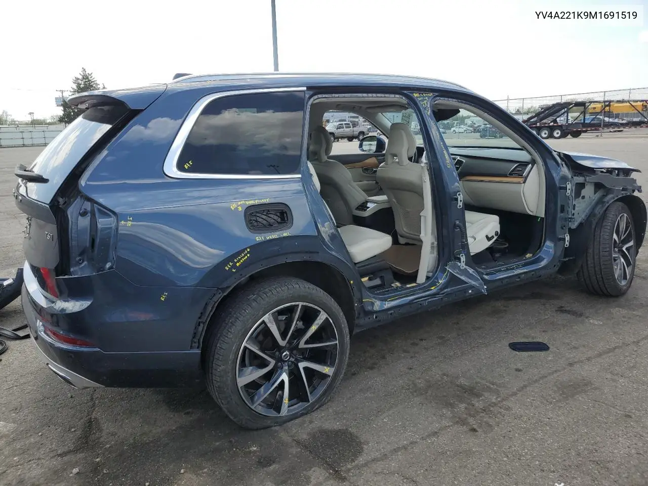 2021 Volvo Xc90 T6 Momentum VIN: YV4A221K9M1691519 Lot: 53879245