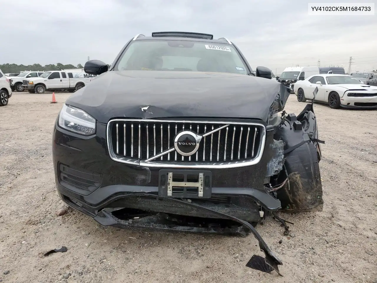 2021 Volvo Xc90 T5 Momentum VIN: YV4102CK5M1684733 Lot: 65012925