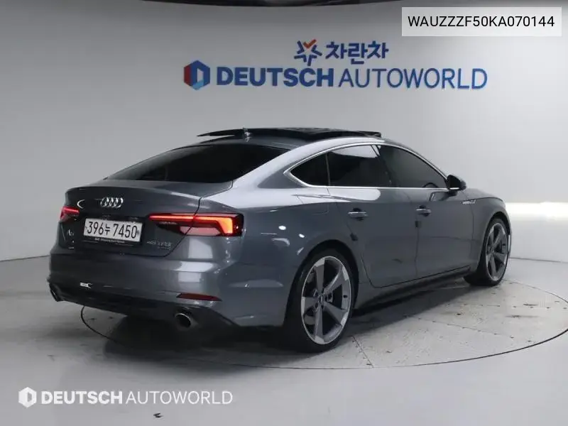 A5 (F5) 45 Tfsi Quattro Premium Sport Bag VIN: WAUZZZF50KA070144 Lot: 40020645