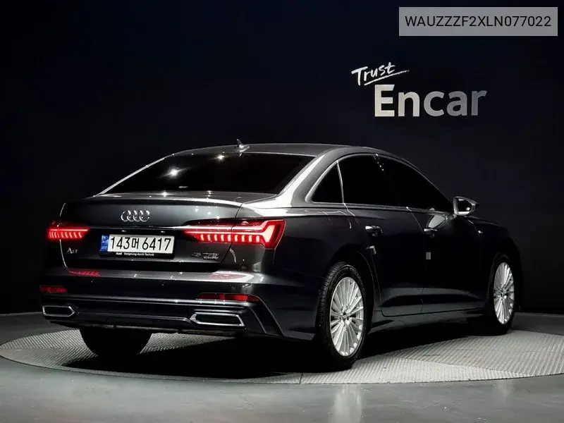 A6 (C8) 45 Tfsi Premium VIN: WAUZZZF2XLN077022 Lot: 39958913