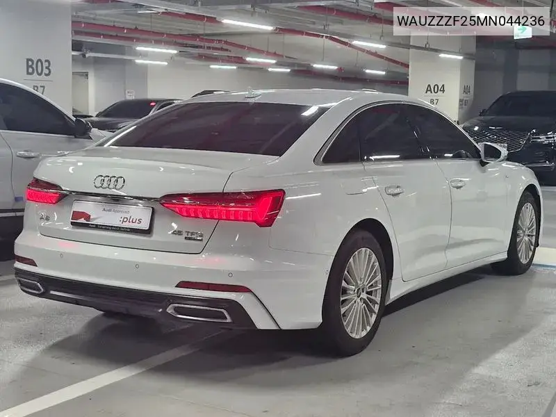 A6 (C8) 45 Tfsi Quattro Premium VIN: WAUZZZF25MN044236 Lot: 39640153