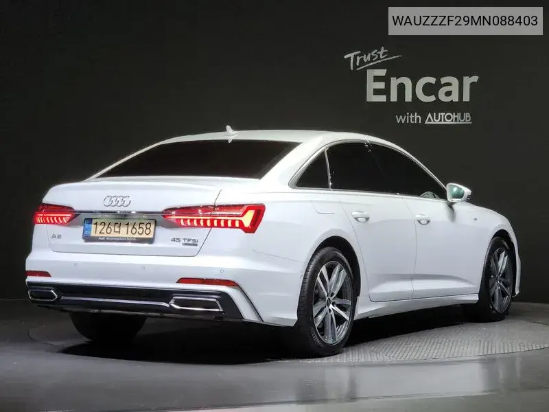 A6 (C8) 45 Tfsi Quattro Premium VIN: WAUZZZF29MN088403 Lot: 39962660
