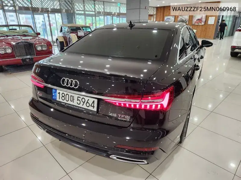 A6 (C8) 45 Tfsi Quattro Premium VIN: WAUZZZF25MN060968 Lot: 39986789