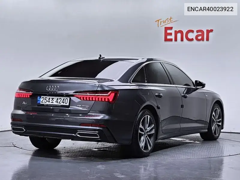 A6 (C8) 45 Tfsi Quattro Premium VIN: ENCAR40023922 Lot: 40023922