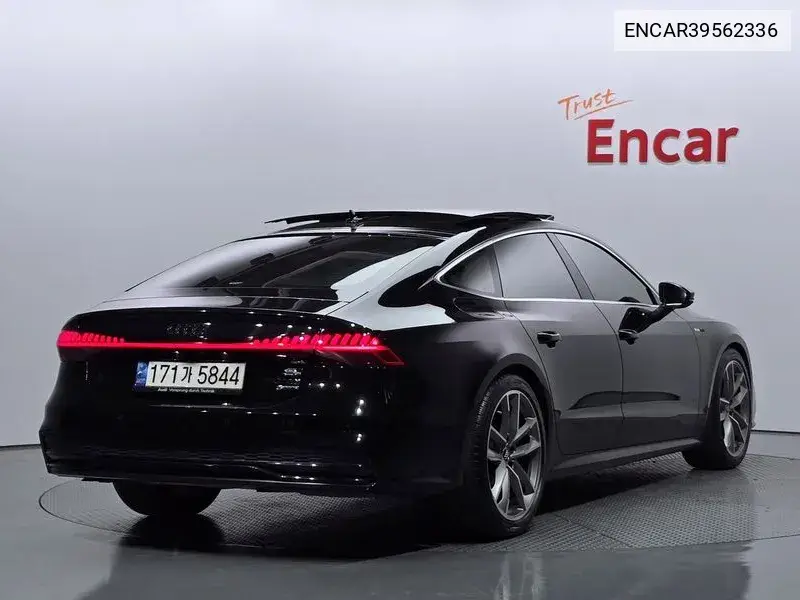 A7 (4K) 50 Tdi Quattro Premium VIN: ENCAR39562336 Lot: 39562336