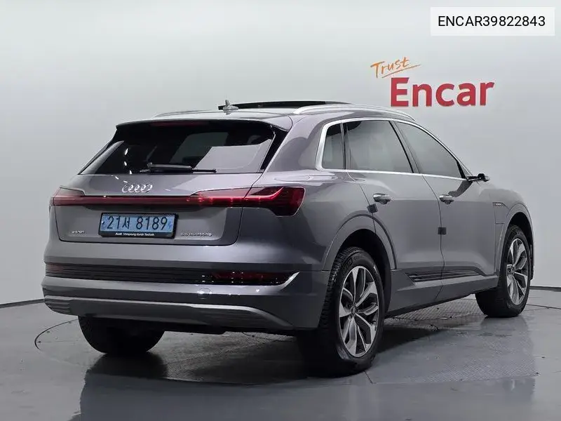 E-Tron 55 Quattro VIN: ENCAR39822843 Lot: 39822843