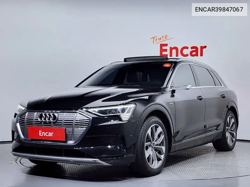 E-Tron 55 Quattro VIN: ENCAR39847067 Lot: 39847067