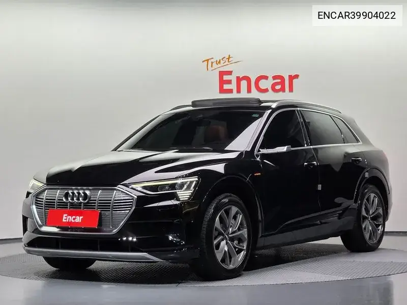E-Tron 55 Quattro VIN: ENCAR39904022 Lot: 39904022