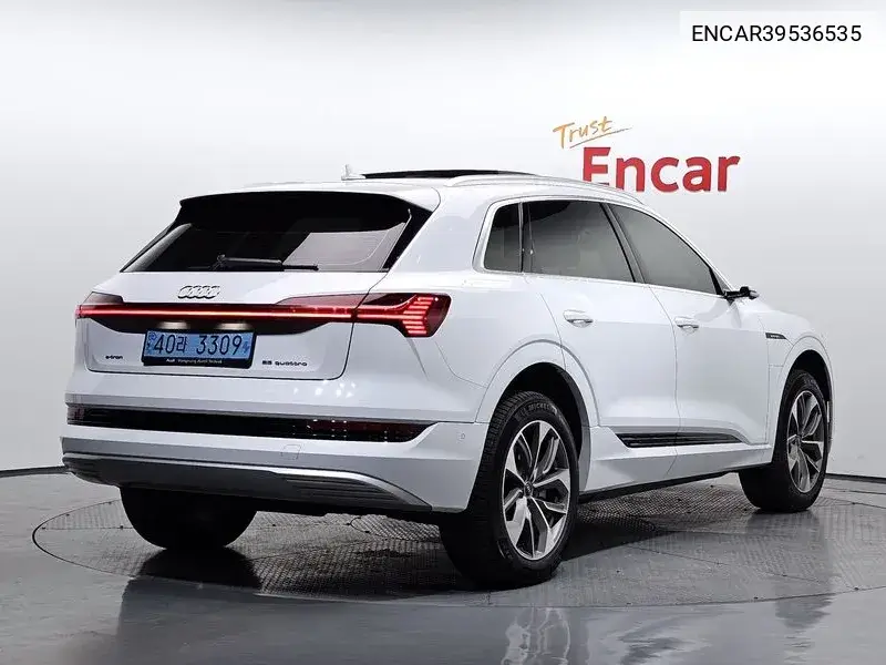 E-Tron 55 Quattro VIN: ENCAR39536535 Lot: 39536535