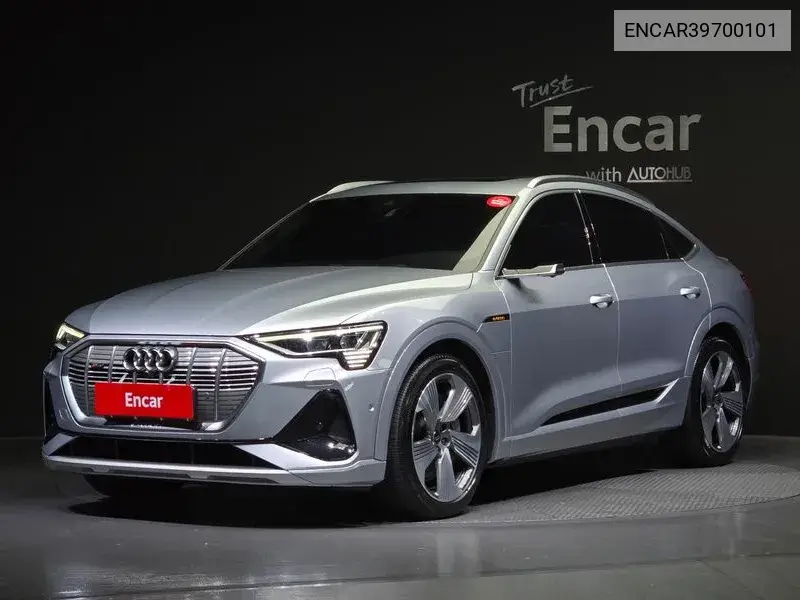 E-Tron 55 Quattro Sportback VIN: ENCAR39700101 Lot: 39700101