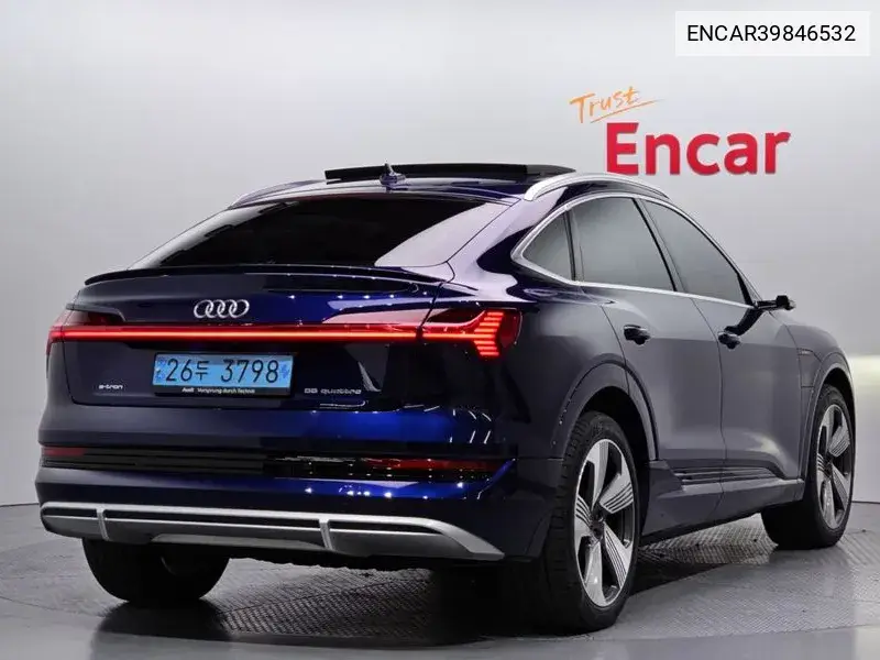 E-Tron 55 Quattro Sportback VIN: ENCAR39846532 Lot: 39846532