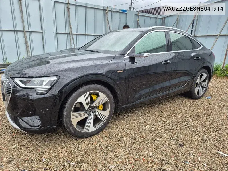 E-Tron 55 Quattro Sportback VIN: WAUZZZGE3NB041914 Lot: 39926565