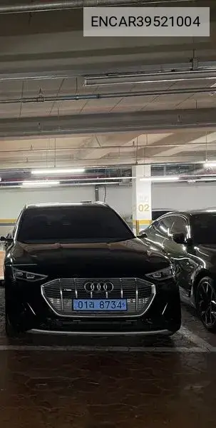 E-Tron 55 Quattro Sportback VIN: ENCAR39521004 Lot: 39521004